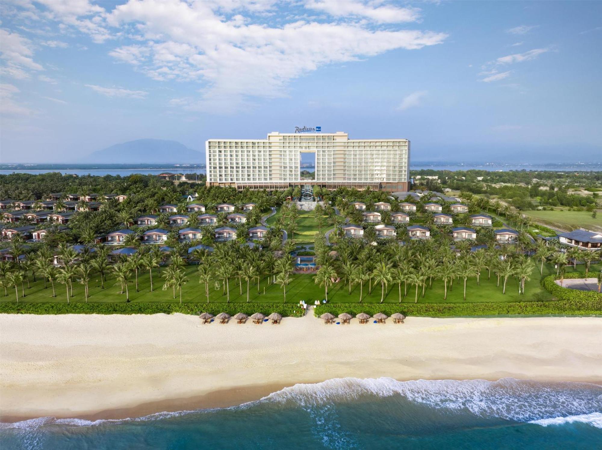 Radisson Blu Resort Cam Ranh Nha Trang Esterno foto